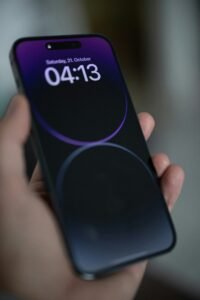 Evolution of Smartphones: From Basic Phones to AI-Powered Devices